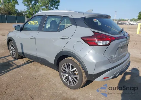 2021 Nissan Kicks Sv Xtronic Cvt z USA, uszkodzony, nr VIN 3N1CP5CV1ML474399